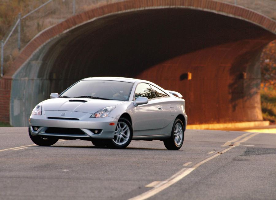  Toyota Celica 2000 года  (фото 45 из 53)